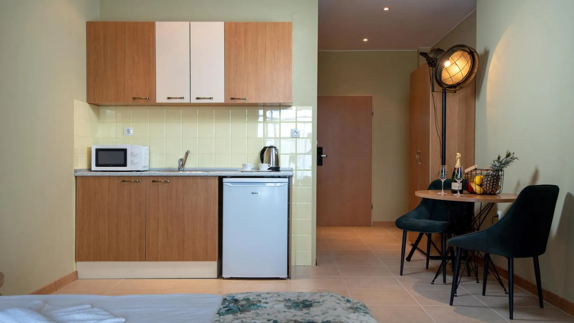Hotel Avenue Солнечный берег 2*,  Болгария